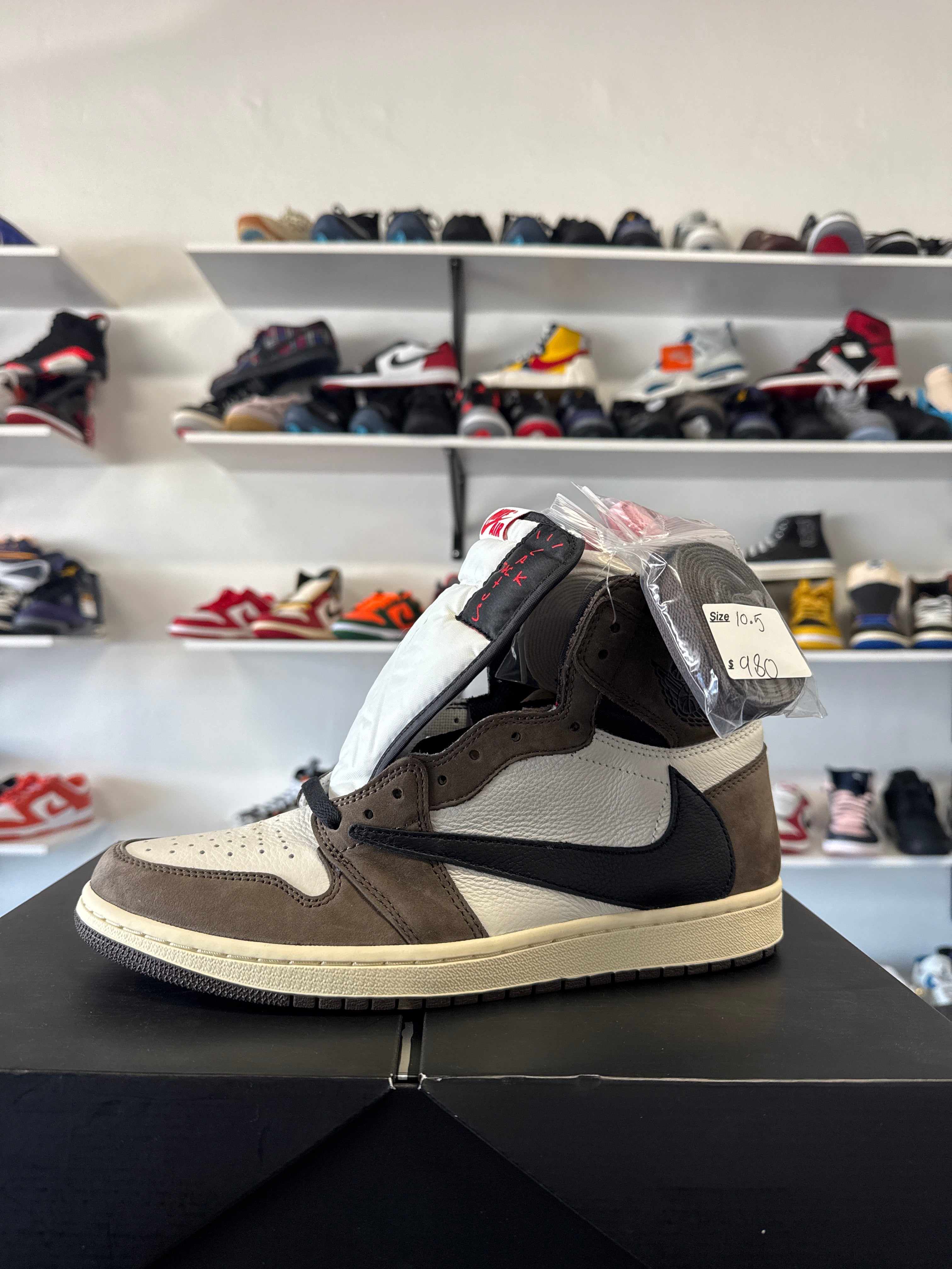 Jordan 1 High Travis Mocha