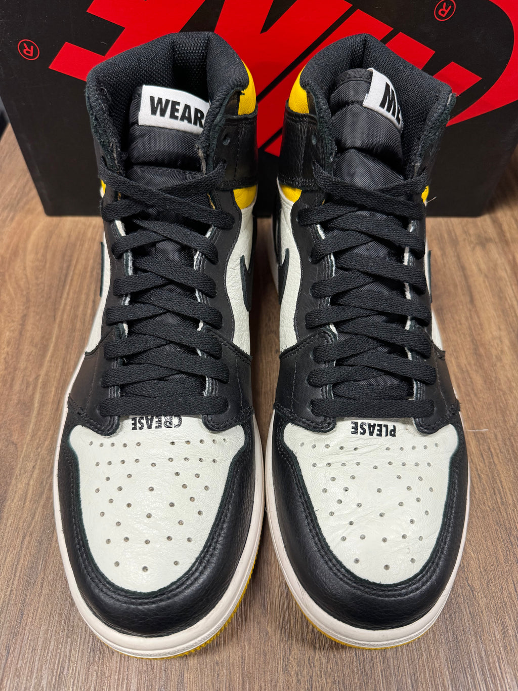 Jordan 1 Retro High Not for Resale Varsity Maize-(PRE-OWNED) NO BOX SIZE-10.5