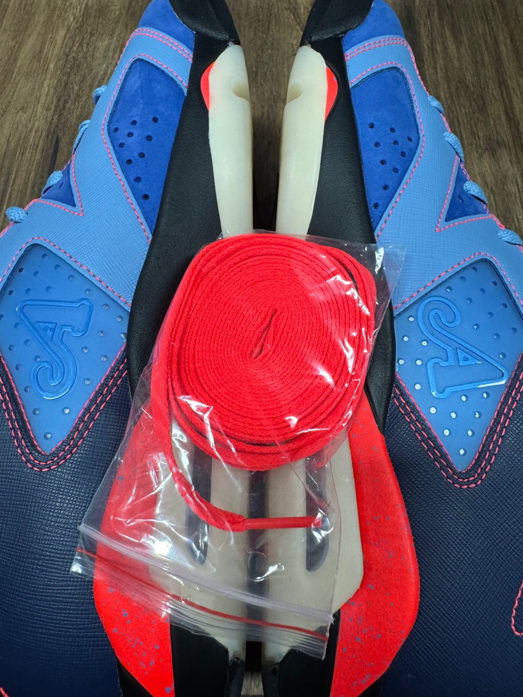 Jordan 6 Retro Awake NY Midnight Navy (PRE-OWNED) SIZE-10.5