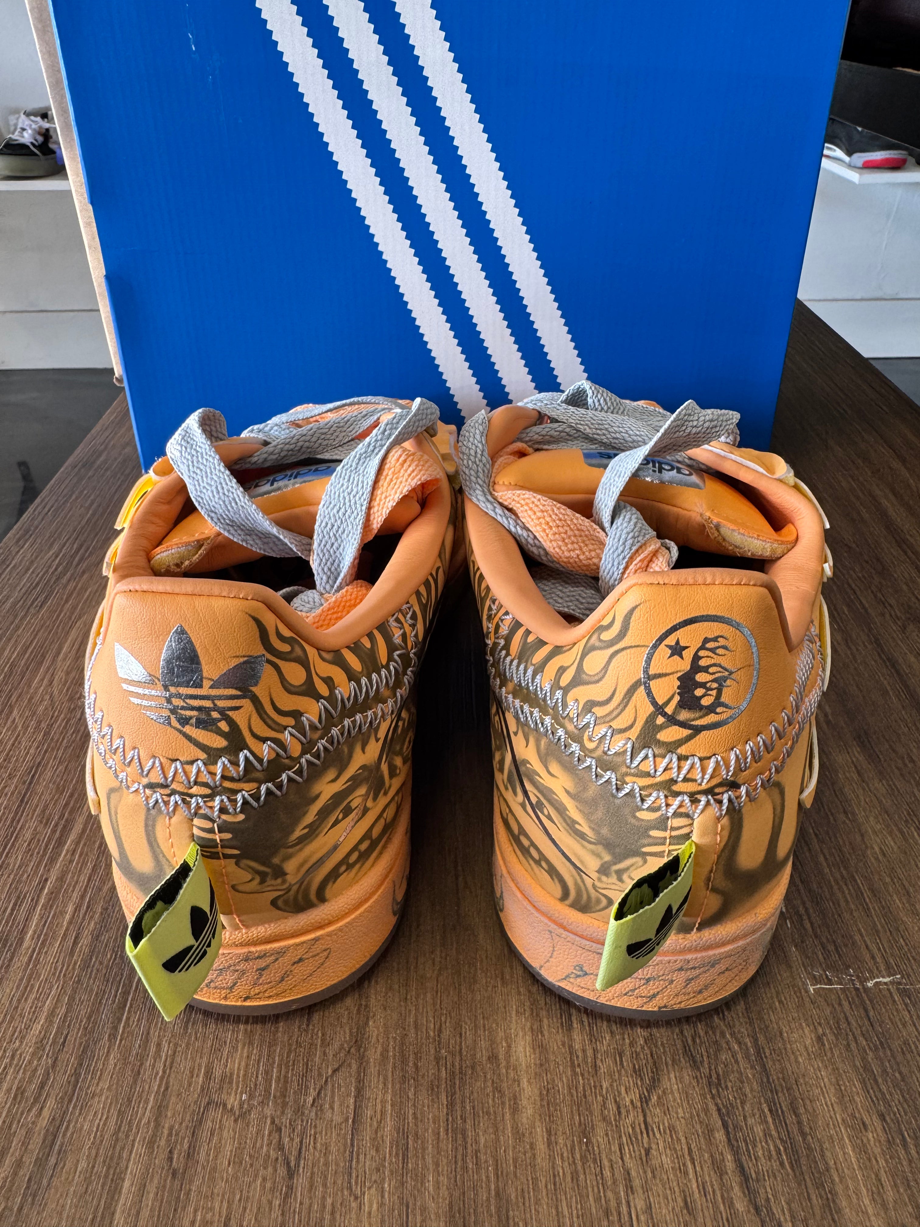 adidas Superstar Hellstar Hazy Orange (PRE-OWNED) (SIZE-9.5)