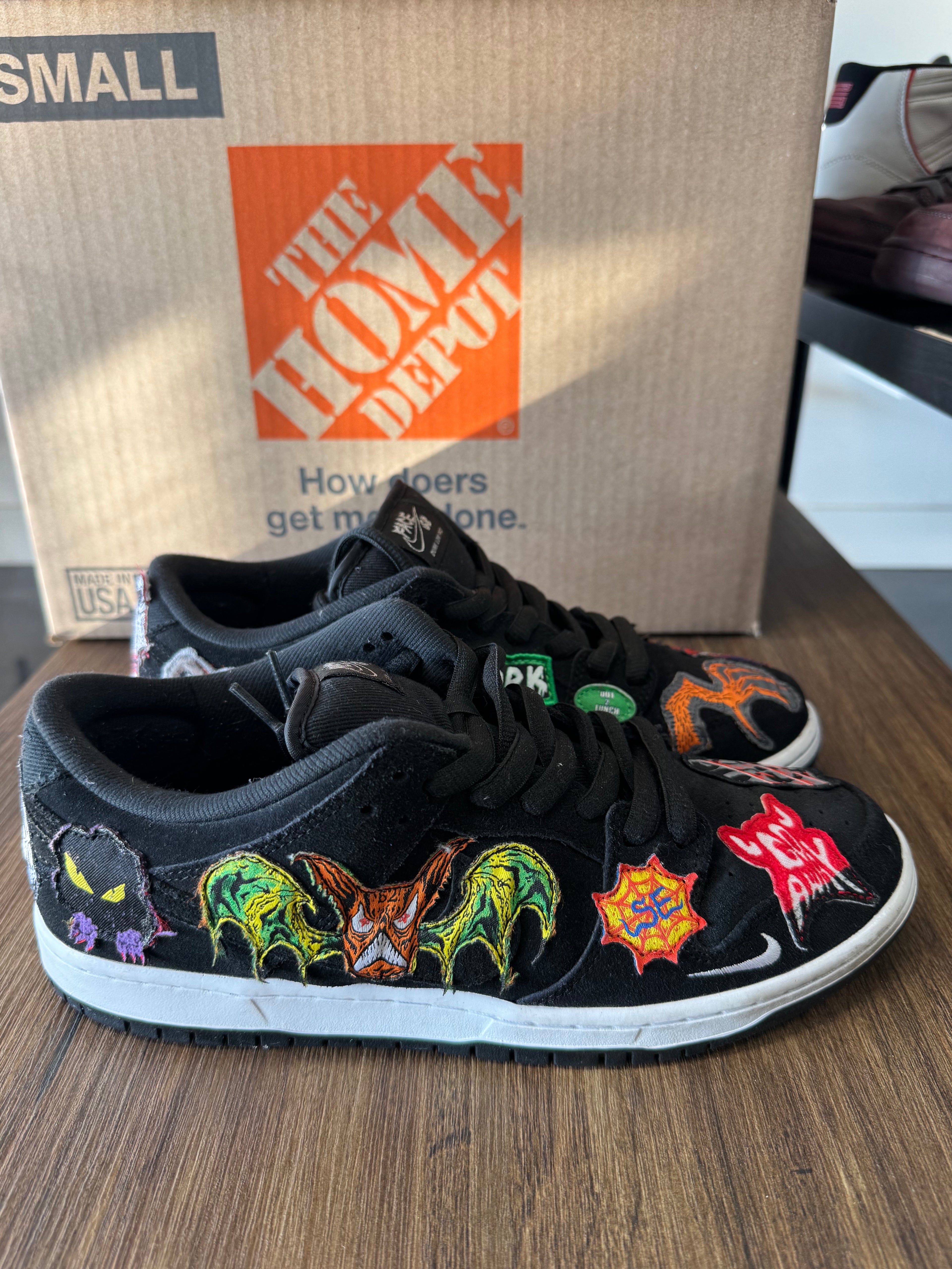 Nike SB Dunk Low Pro QS Neckface (PRE-OWNED) (NO-BOX) SIZE-9.5