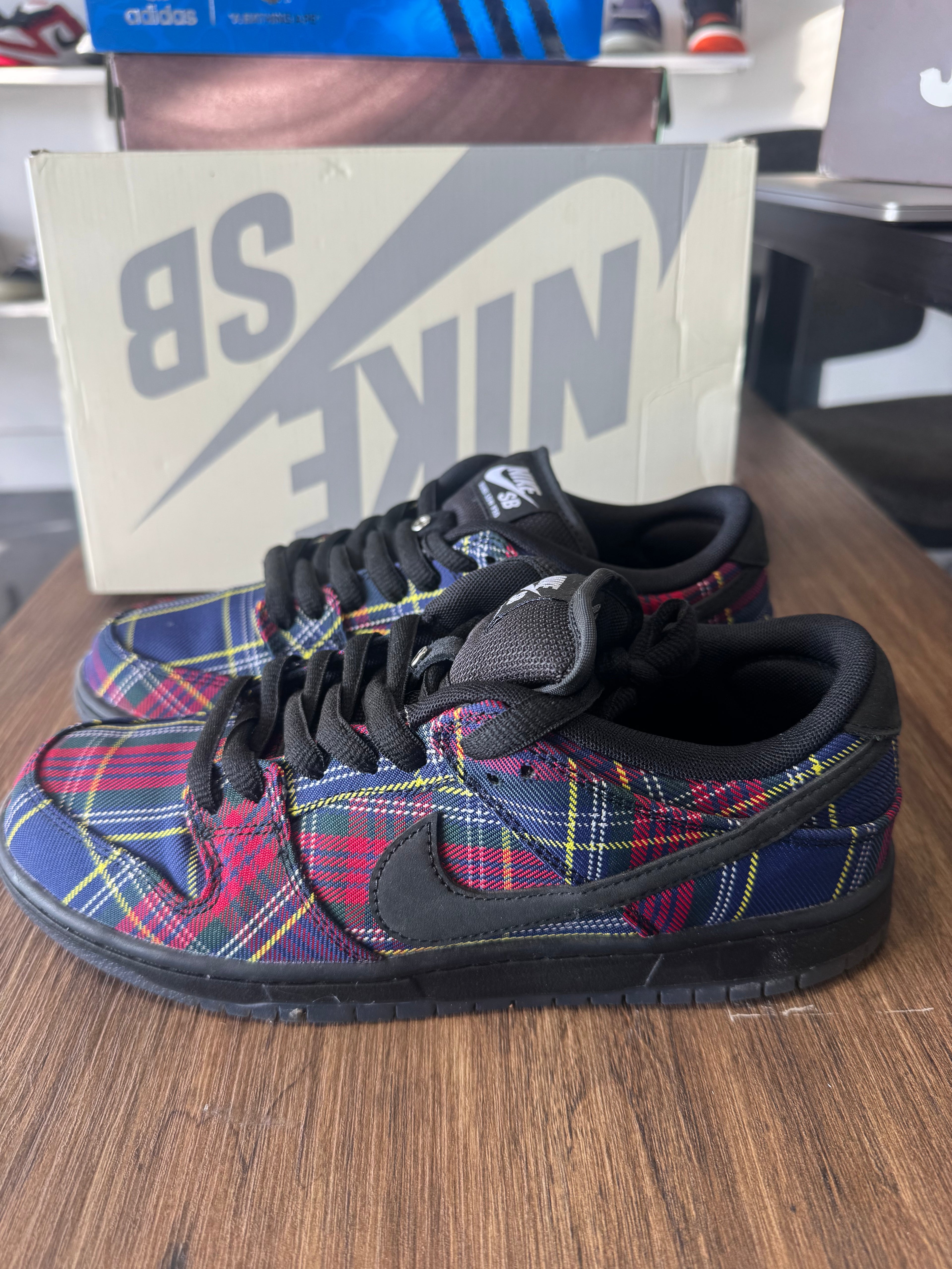 Nike SB Dunk Low Nardwuar (Pre-Owned) Size-8