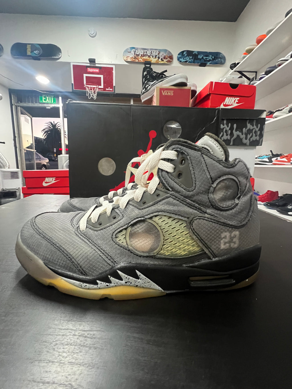 Jordan 5 Retro Off-White Muslin (PRE-OWNED) SIZE 10