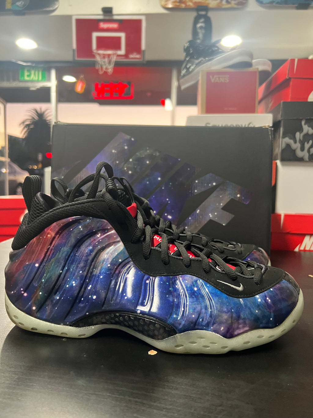 Nike Air Foamposite One Galaxy (2025) (PRE-OWNED) SIZE-11.5