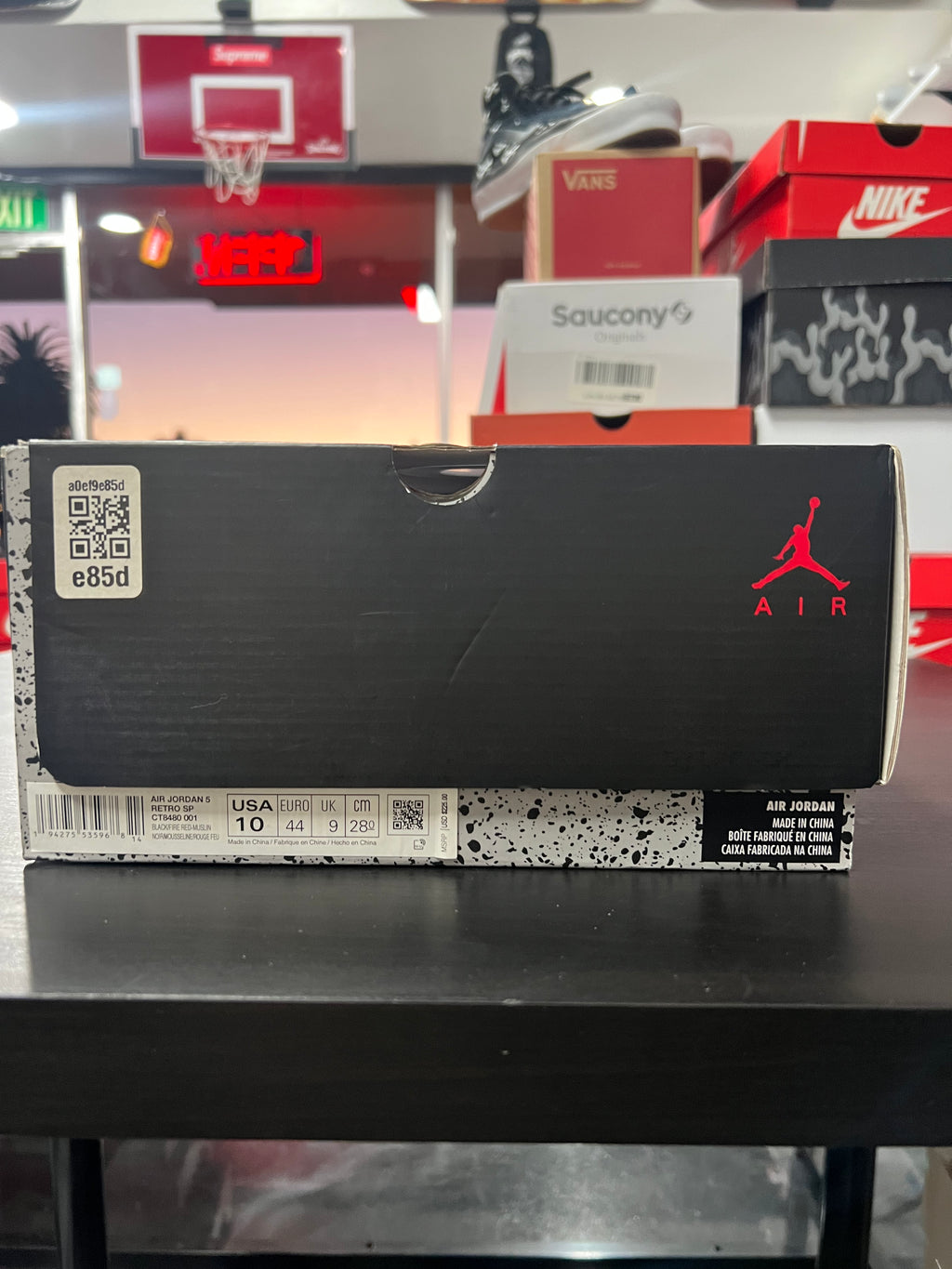 Jordan 5 Retro Off-White Muslin (PRE-OWNED) SIZE 10