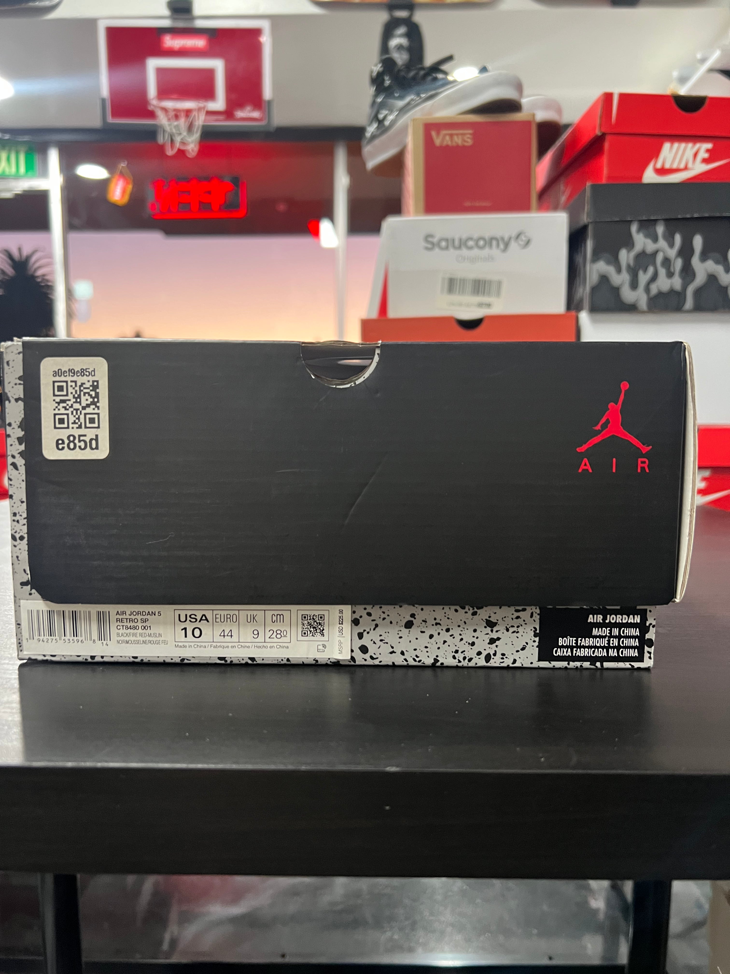 Jordan 5 Retro Off-White Muslin (PRE-OWNED) SIZE 10