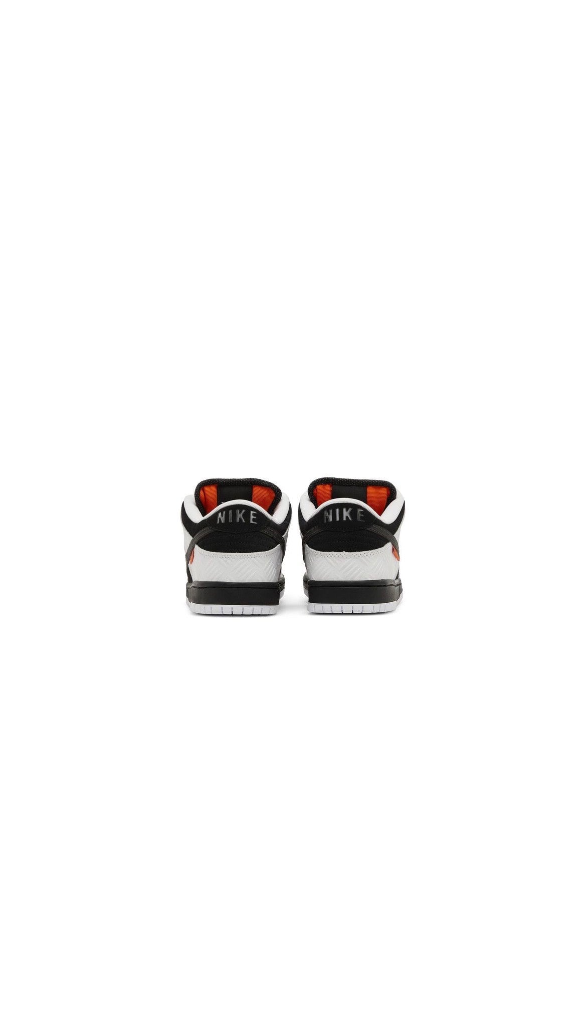 Nike SB Dunk Low TIGHTBOOTH