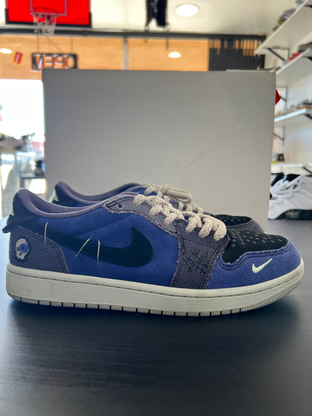 Jordan 1 Retro Low OG Zion Williamson Voodoo Alternate (PRE-OWNED) (NO-BOX) SIZE-9