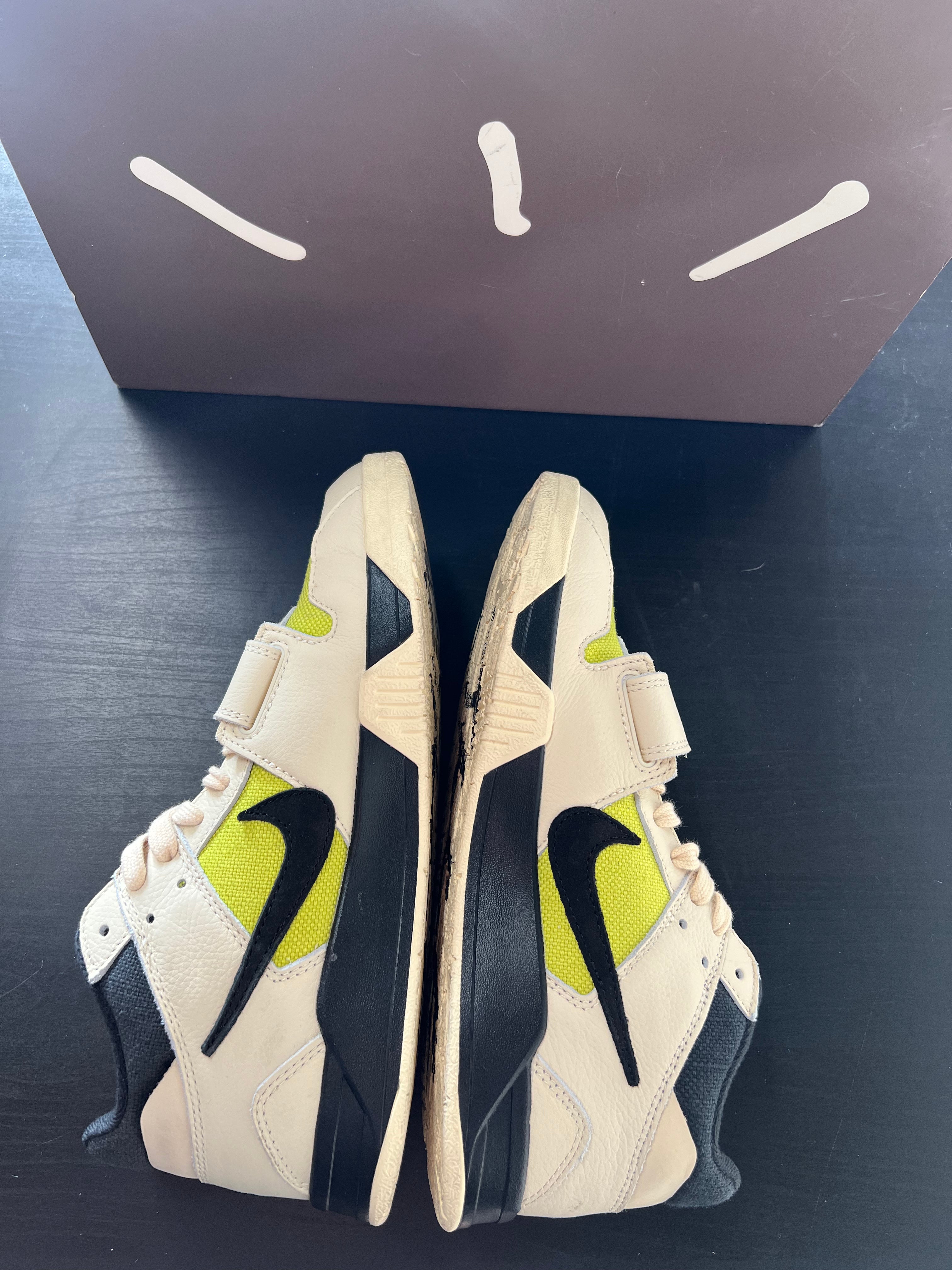 Jordan Jumpman Jack TR Travis Scott Bright Cactus (PRE-OWNED) SIZE-9