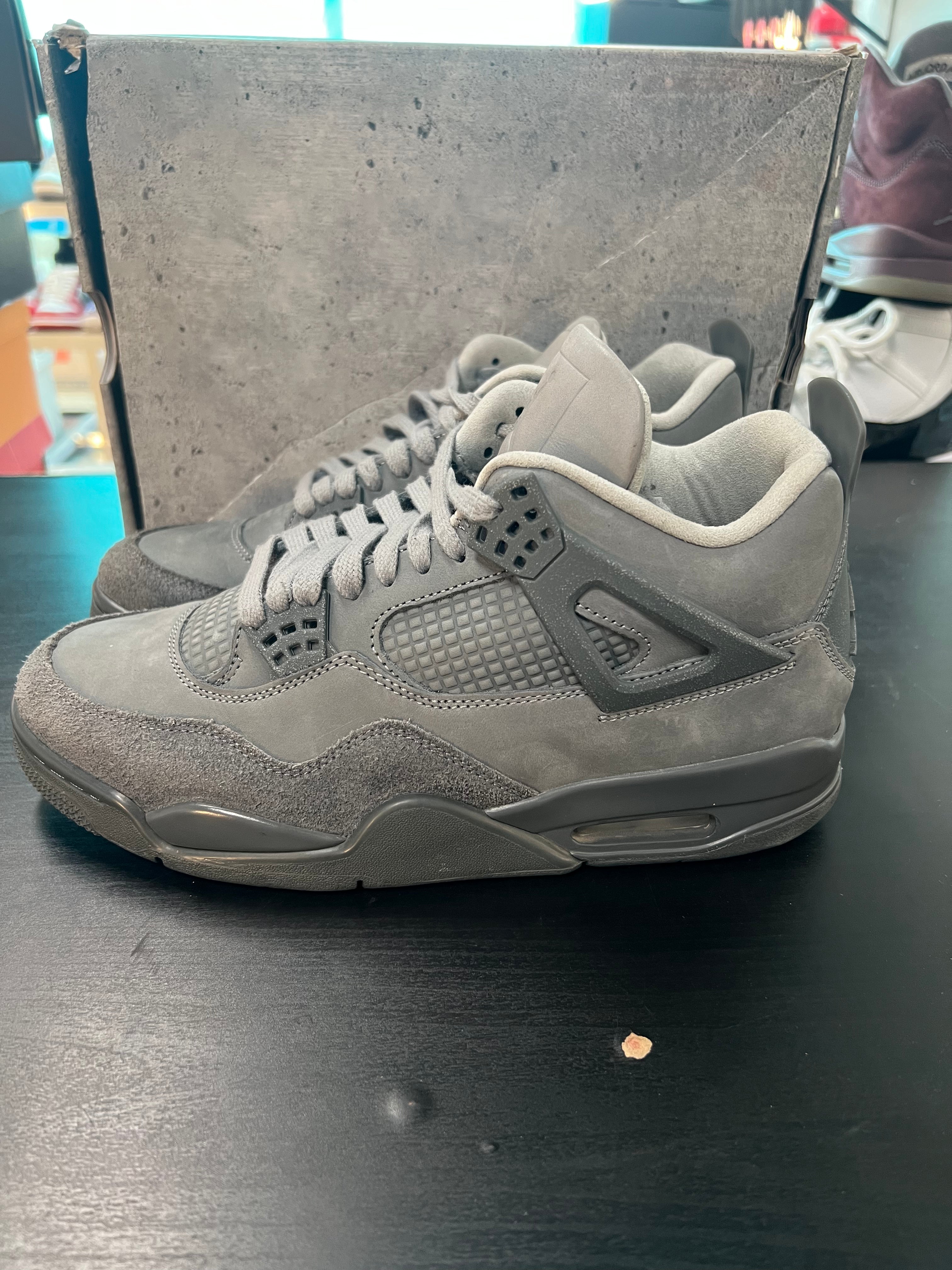 Jordan 4 Retro SE Paris Olympics Wet Cement (PRE-OWNED) (DAMAGE LID) SIZE 8.5