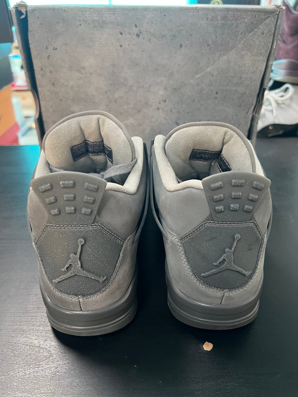 Jordan 4 Retro SE Paris Olympics Wet Cement (PRE-OWNED) (DAMAGE LID) SIZE 8.5