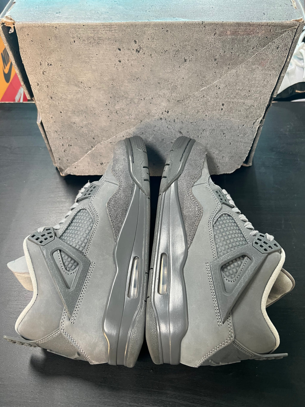 Jordan 4 Retro SE Paris Olympics Wet Cement (PRE-OWNED) (DAMAGE LID) SIZE 8.5