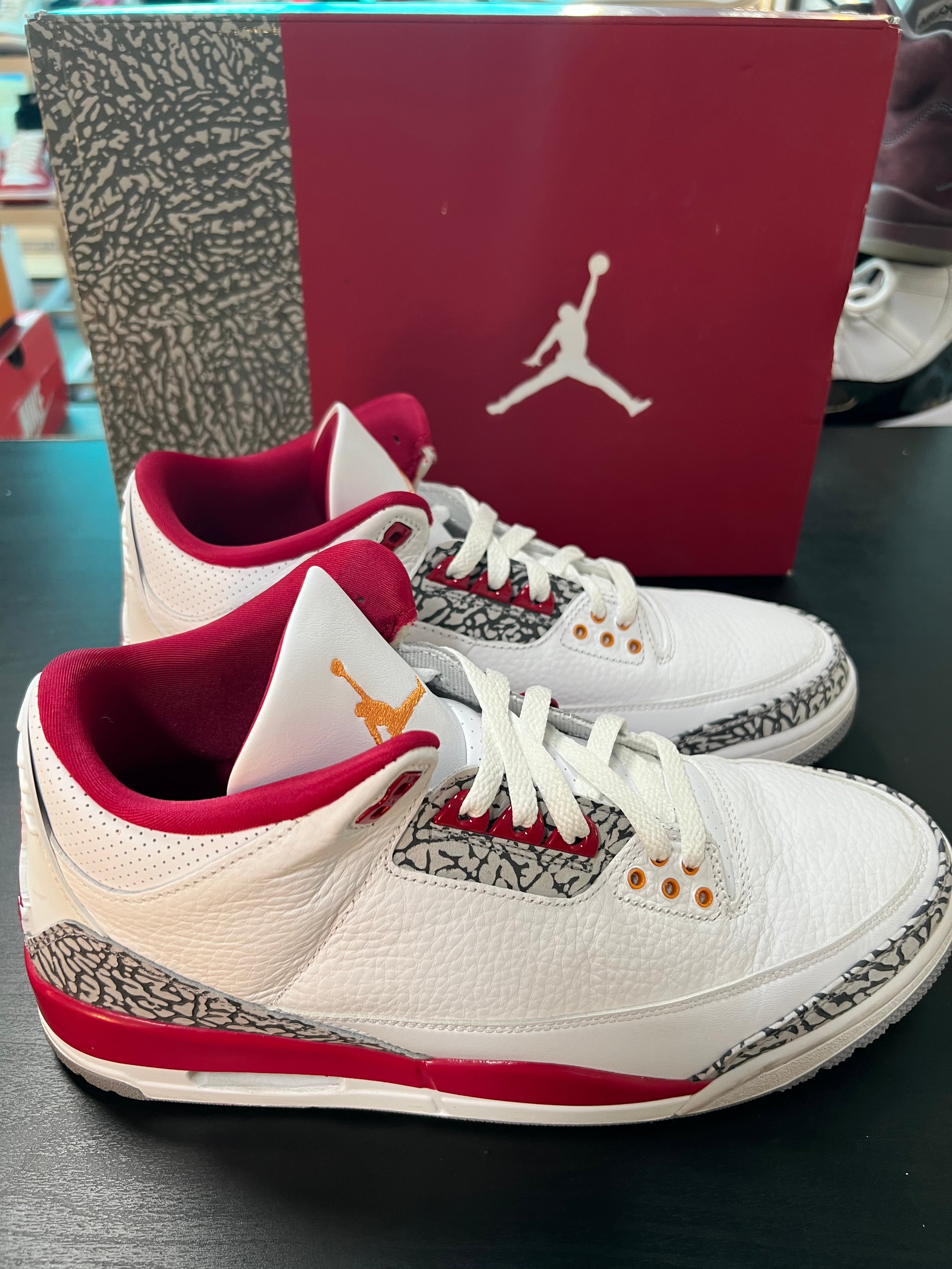 Jordan 3 Retro Cardinal Red (PRE-OWNED) SIZE-11