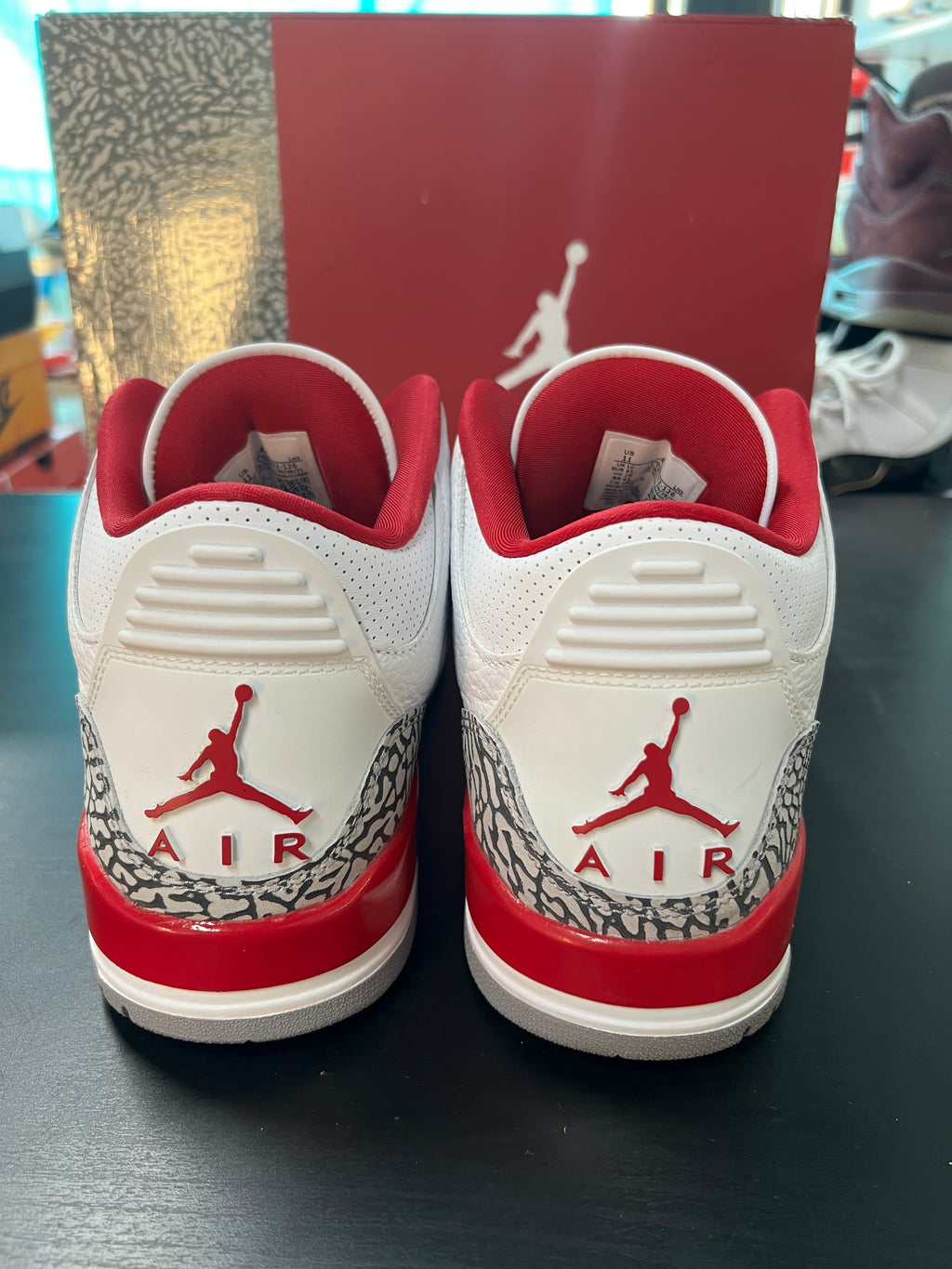 Jordan 3 Retro Cardinal Red (PRE-OWNED) SIZE-11