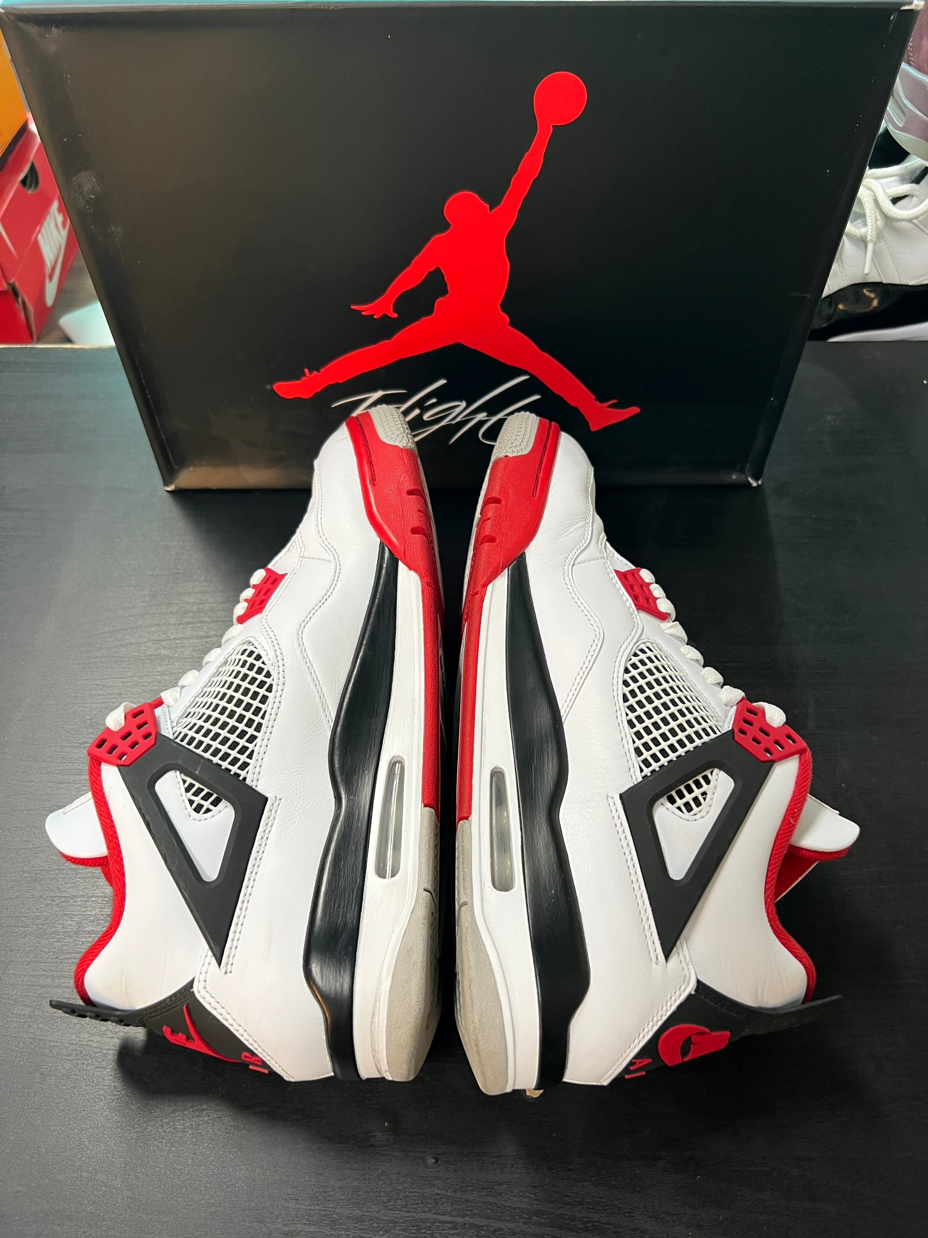 Jordan 4 Retro Fire Red (2020) Fire Red (2020) (PRE-OWNED) SIZE-10.5