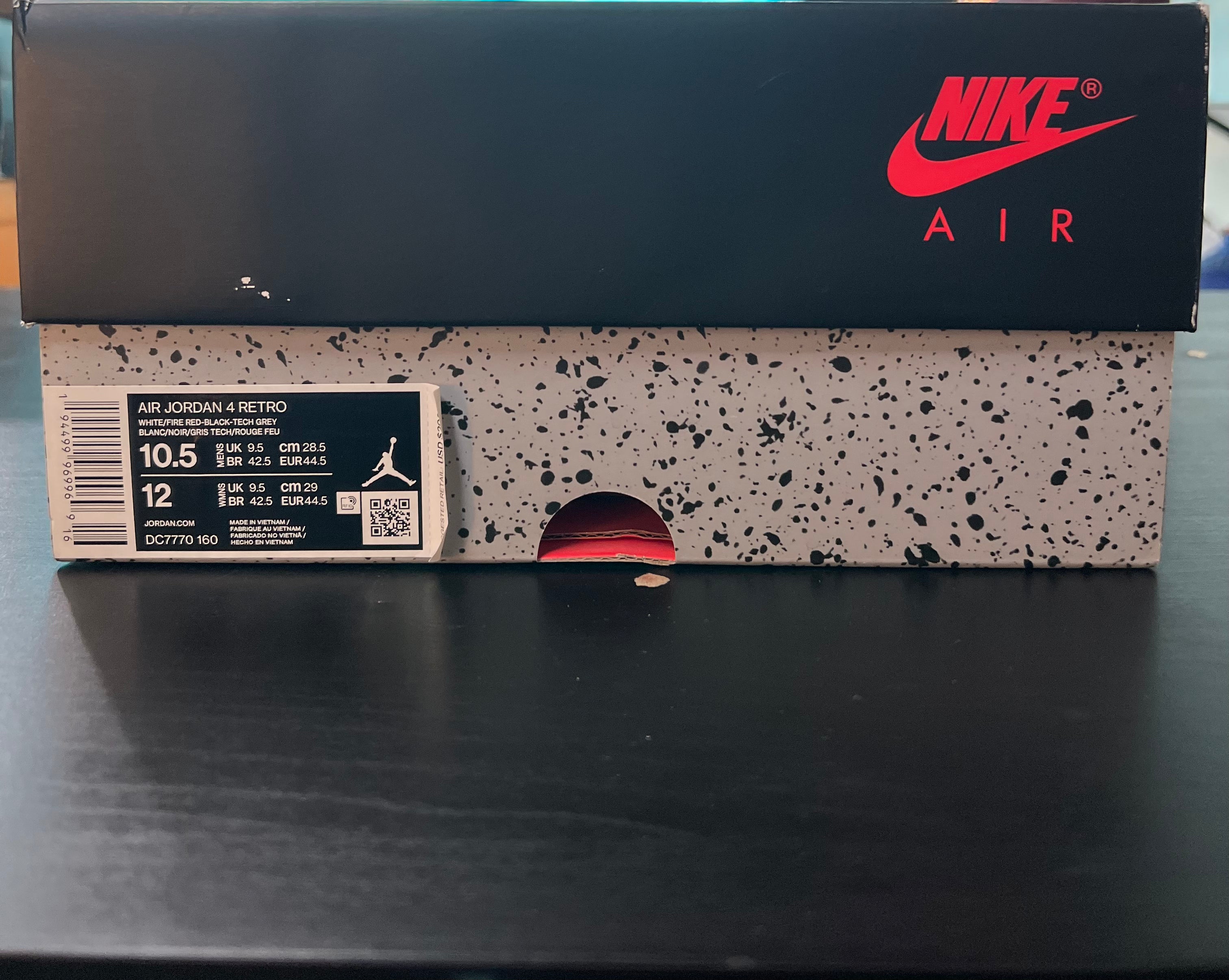 Jordan 4 Retro Fire Red (2020) Fire Red (2020) (PRE-OWNED) SIZE-10.5