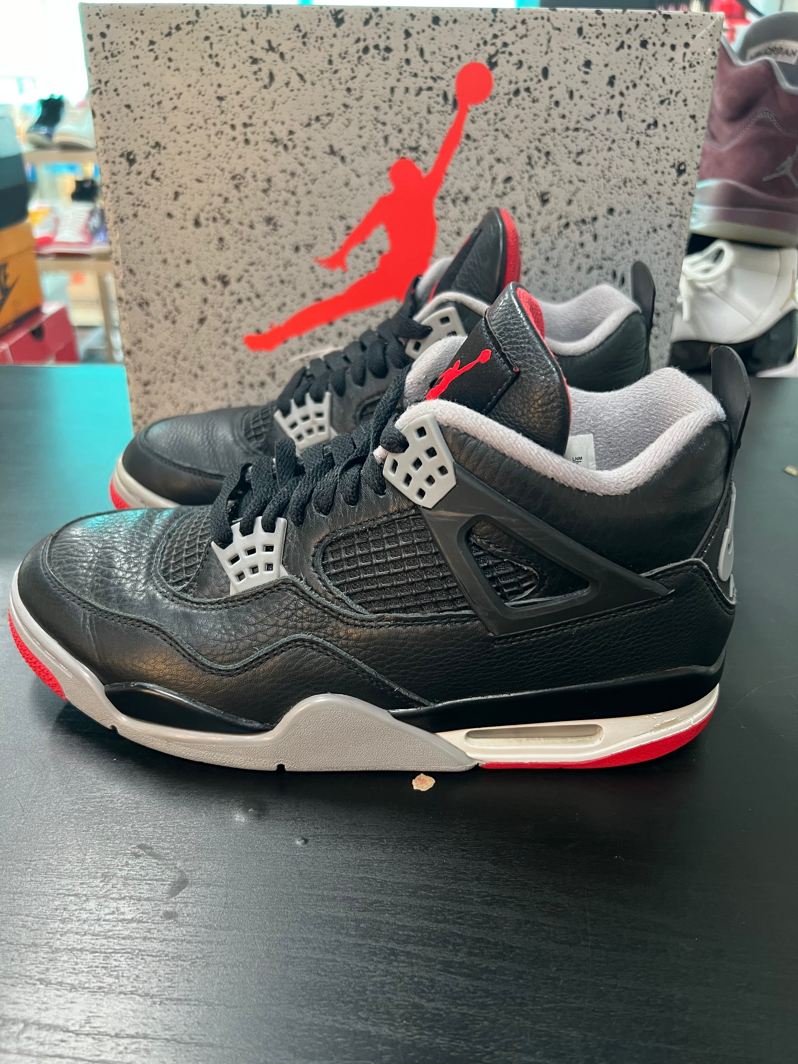 Jordan 4 Retro Bred Reimagined (PRE-OWNED) SIZE-8