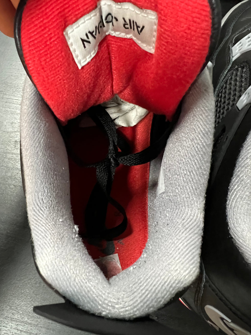 Jordan 4 Retro Bred Reimagined (PRE-OWNED) SIZE-10