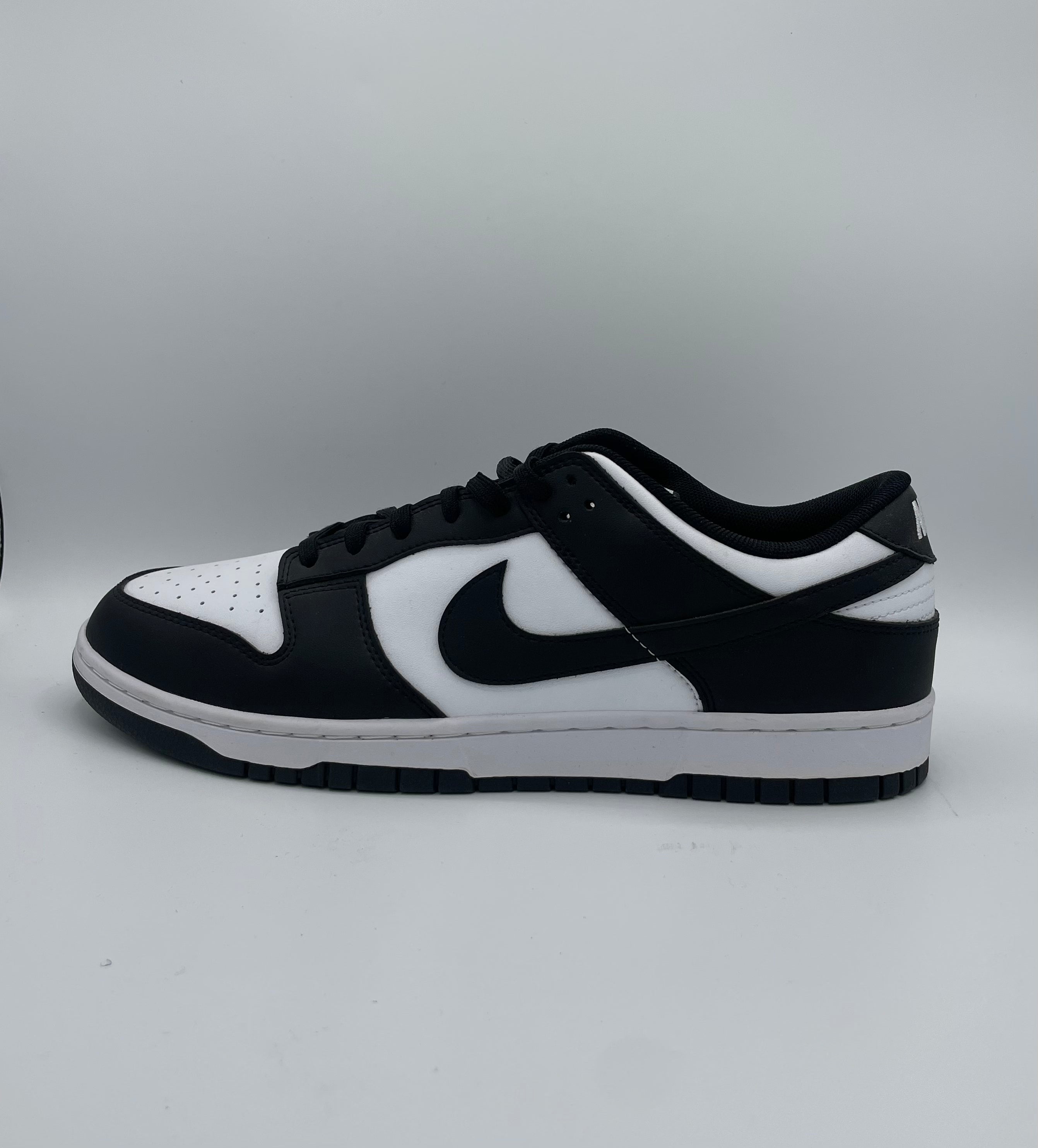 Nike Dunk Low Retro White Black Panda