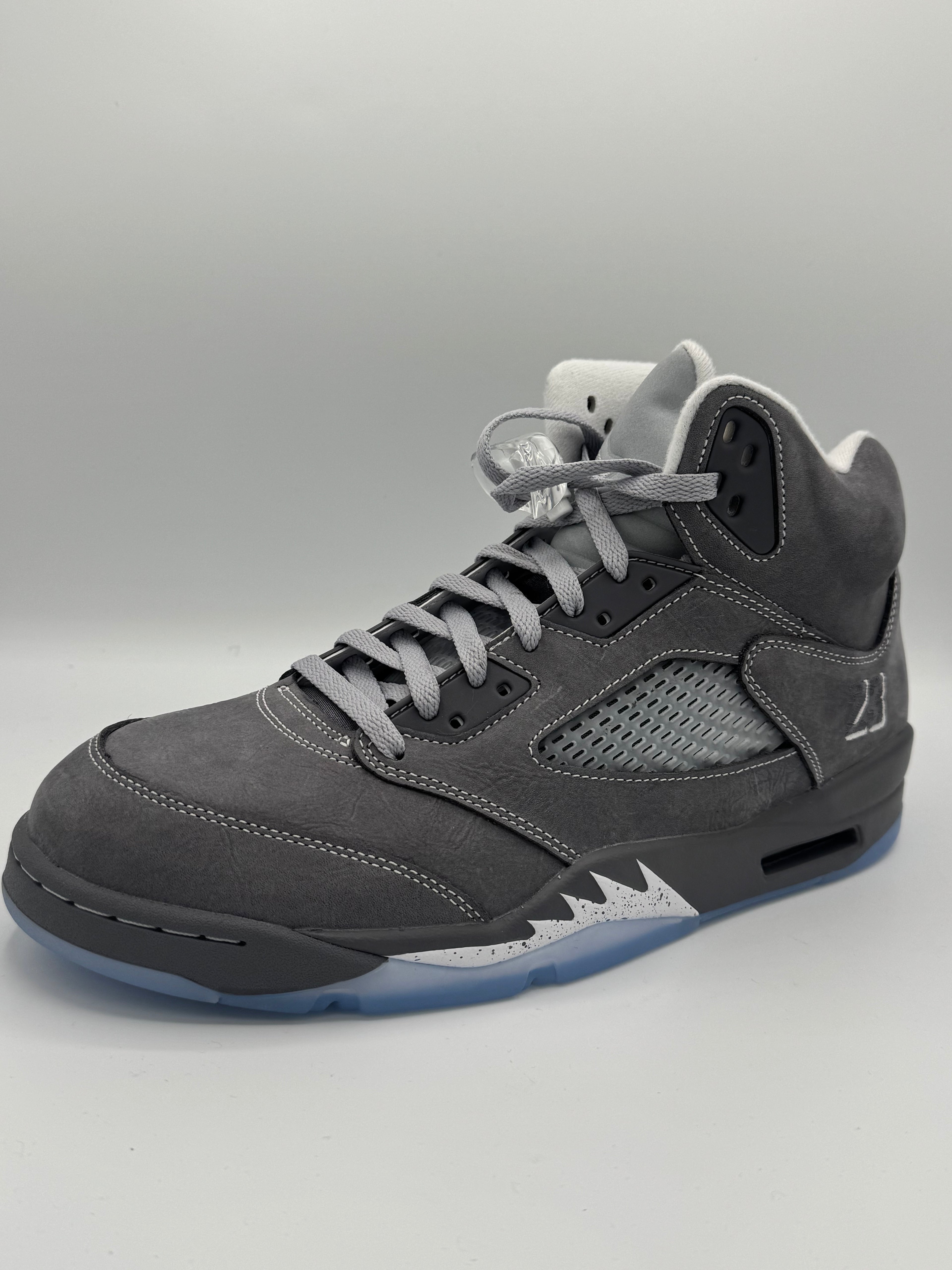 Jordan 5 Retro Wolf Grey (2026)