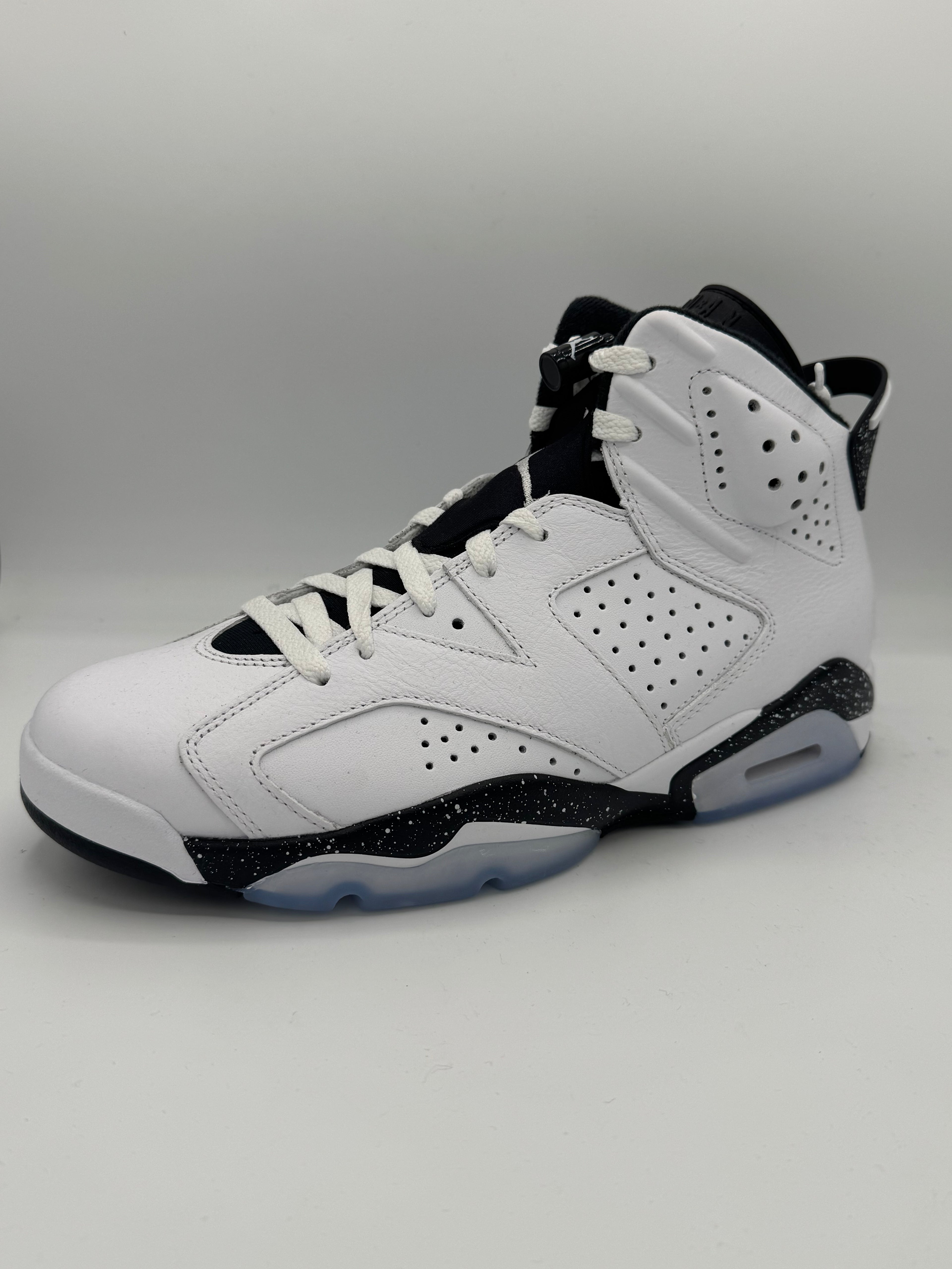 Jordan 6 Retro Reverse Oreo