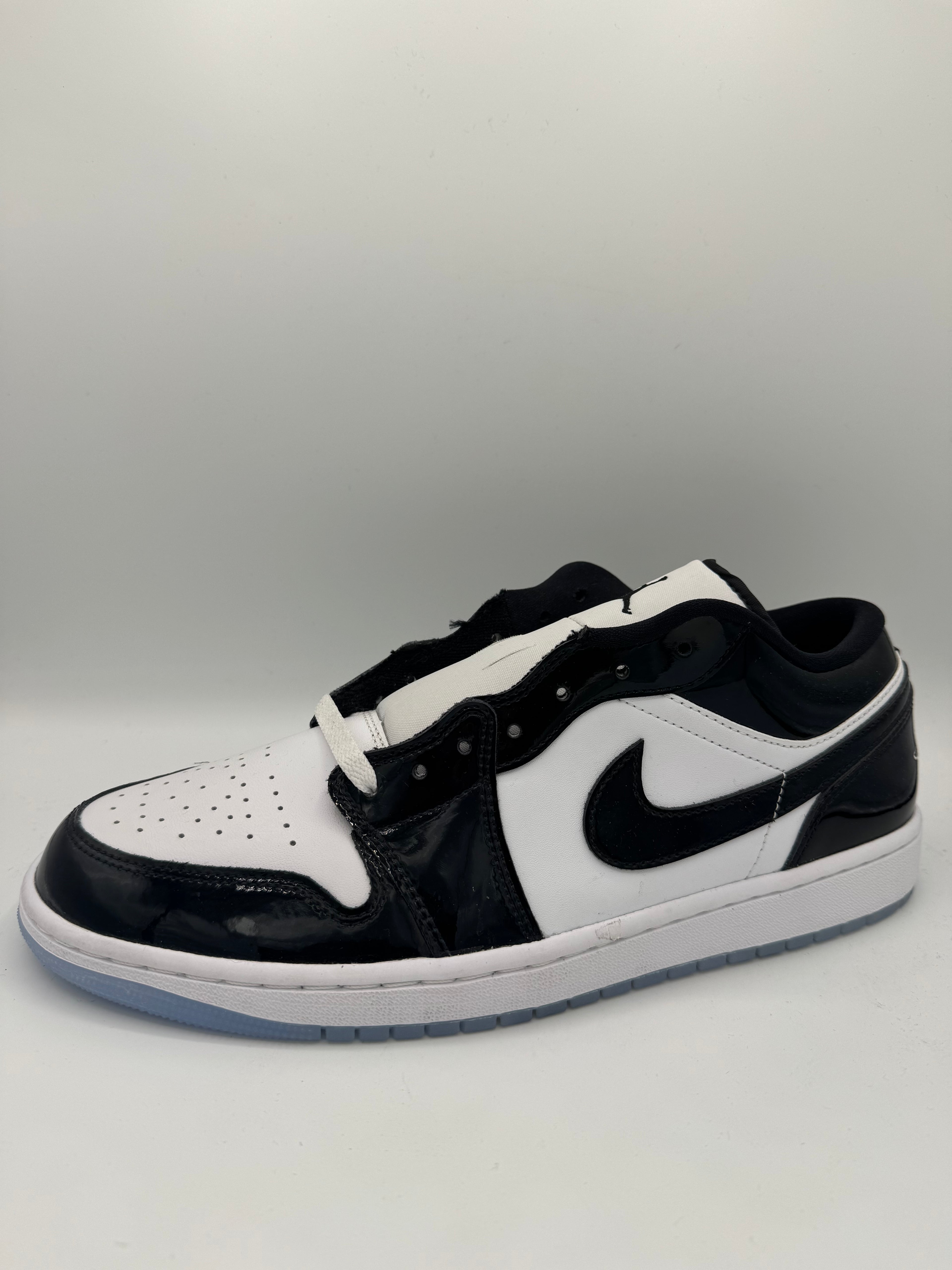 Jordan 1 Low SE Concord