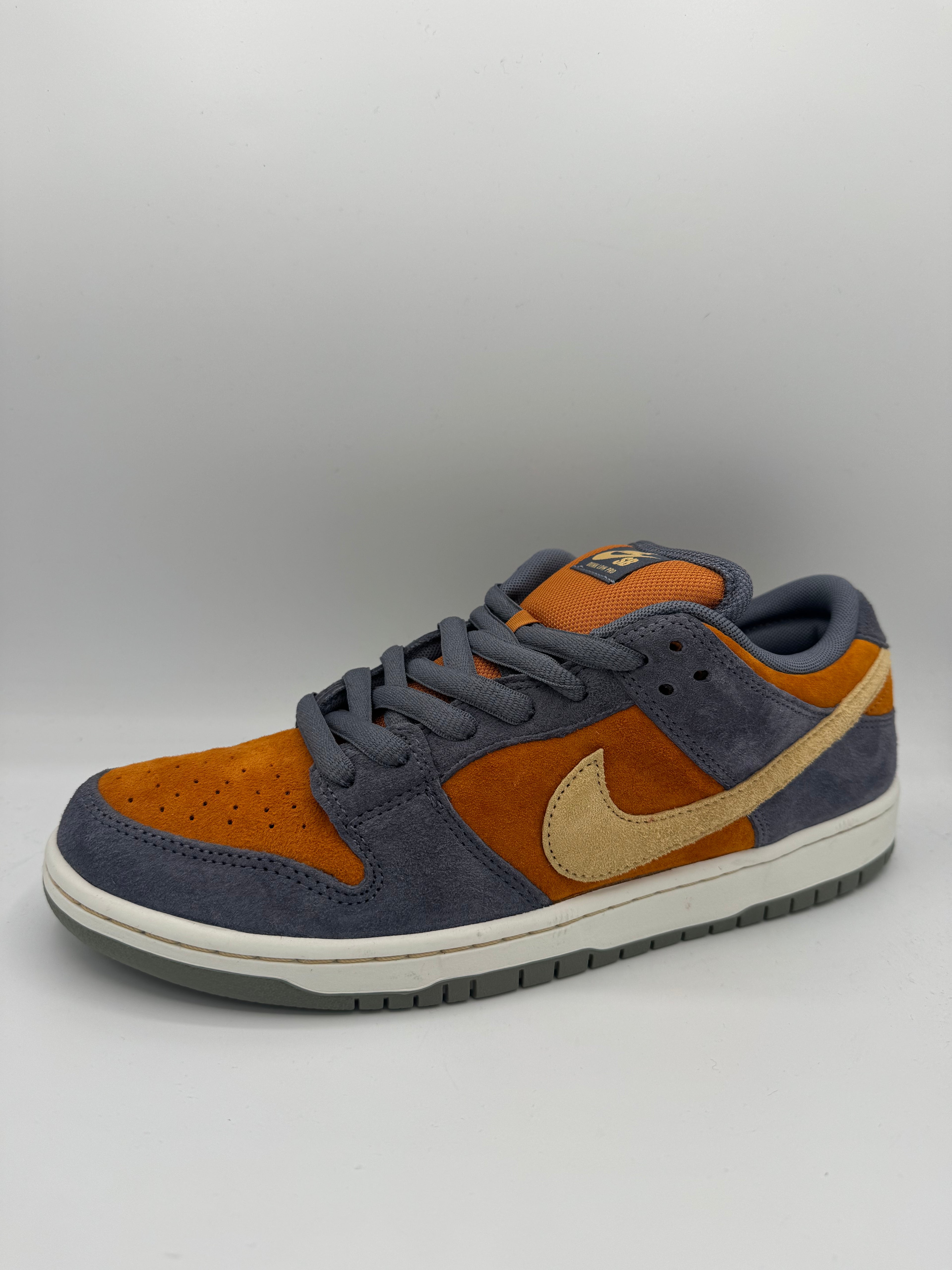 Nike SB Dunk Low Light Carbon Monarch