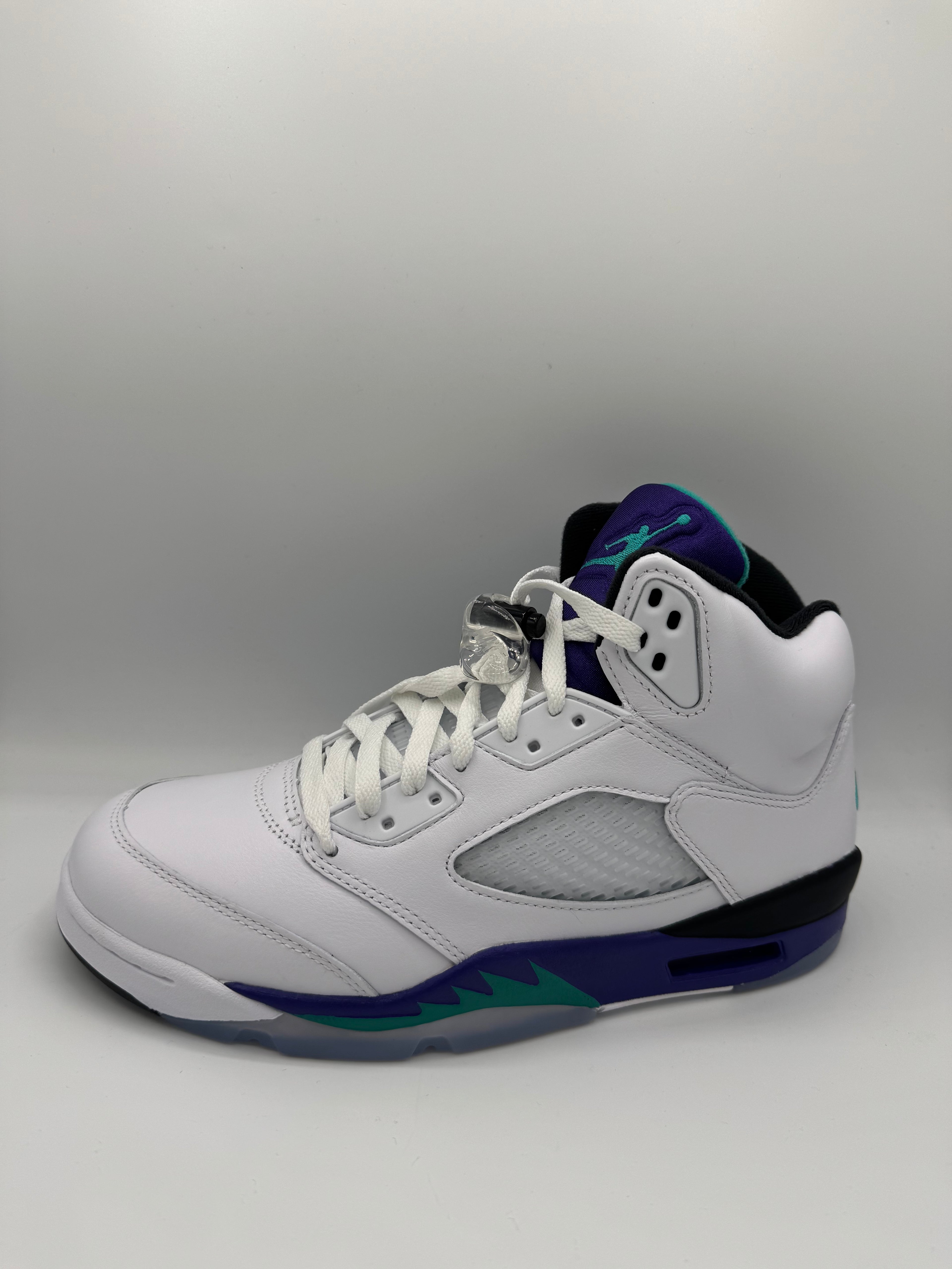 Jordan 5 Retro Grape (2025)