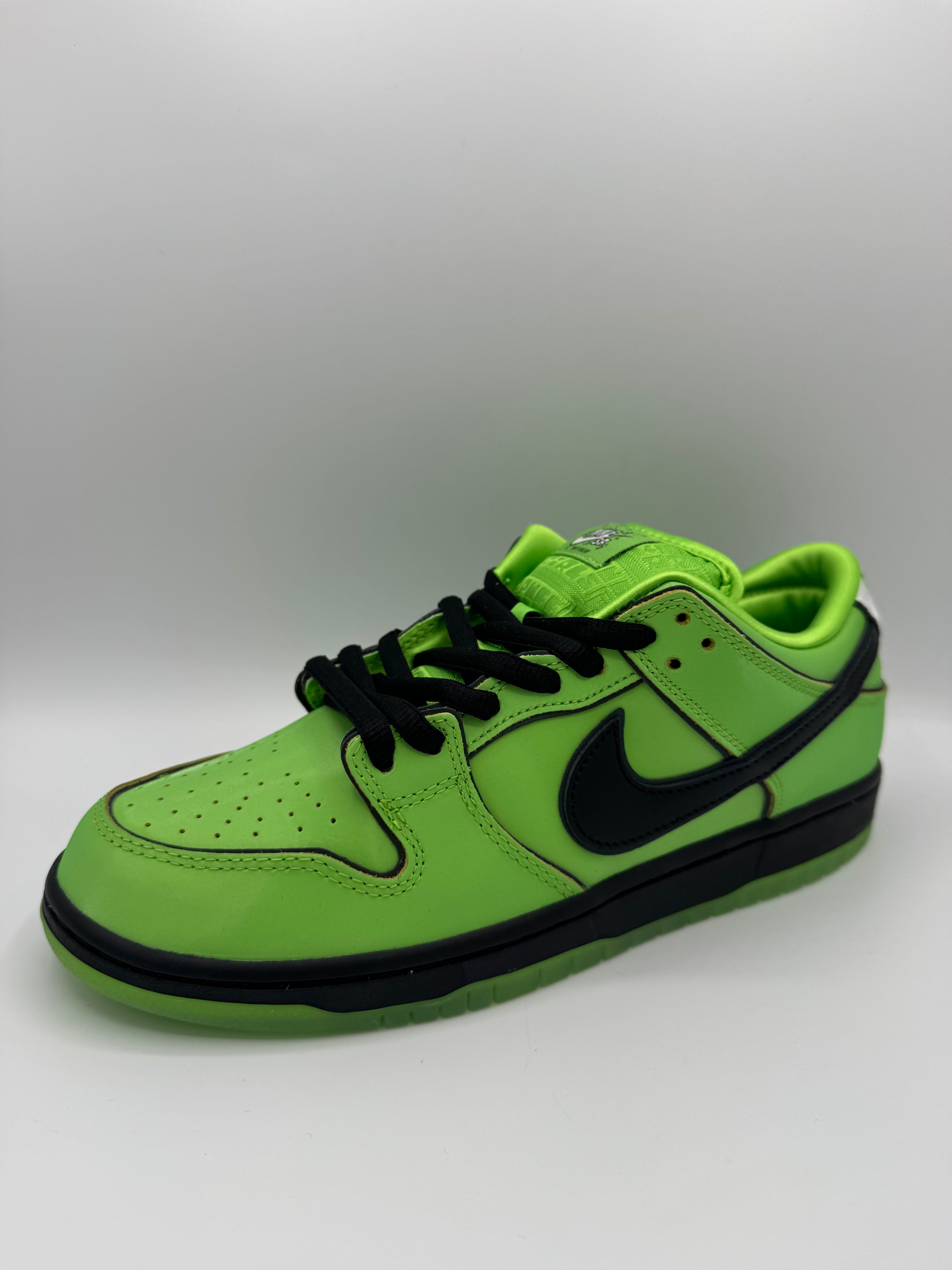 Nike SB Dunk Low The Powerpuff Girls Buttercup