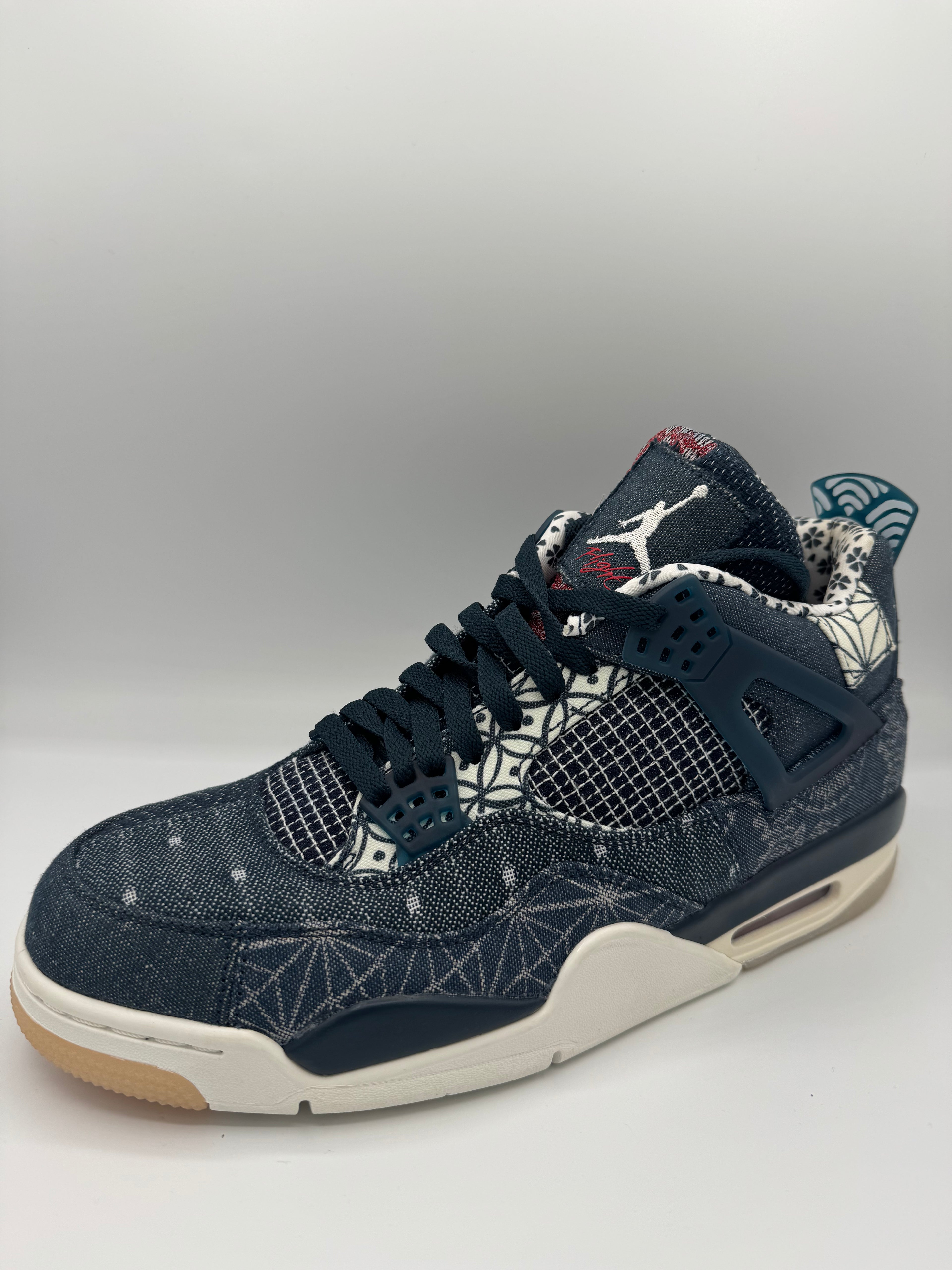 Jordan 4 Retro SE Sashiko