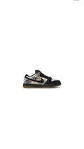 Nike SB Dunk Low Supreme Rammellzee